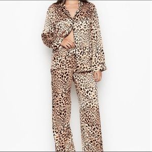 Victoria’s Secret Satin Long PJ Set Leopard Print NWT